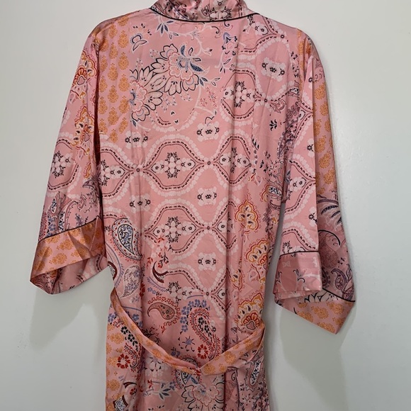 Word market pink robes one size - Picture 5 of 9